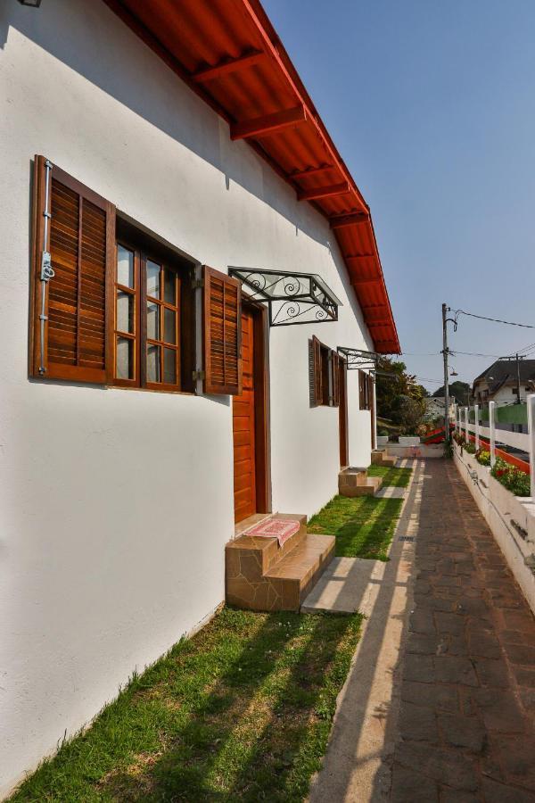 Pousada Villaggio Di Roma Campos do Jordão エクステリア 写真
